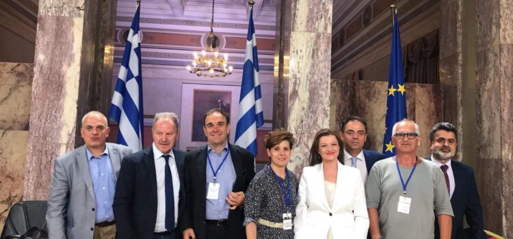 Επιτροπή Περιβάλλοντος:  “Συμμαχία” για τα βιώσιμα κομμωτήρια | Ειδικό σύστημα διαχείρισης και ανακύκλωσης των αποβλήτων προϊόντων κομμωτηρίων