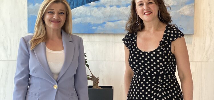 Συνάντηση της Προέδρου της Επ. Περιβάλλοντος, Δ. Αυγερινοπούλου, με την Επικεφαλής της Καναδικής Αντιπροσωπείας στην ΚΣ ΝΑΤΟ