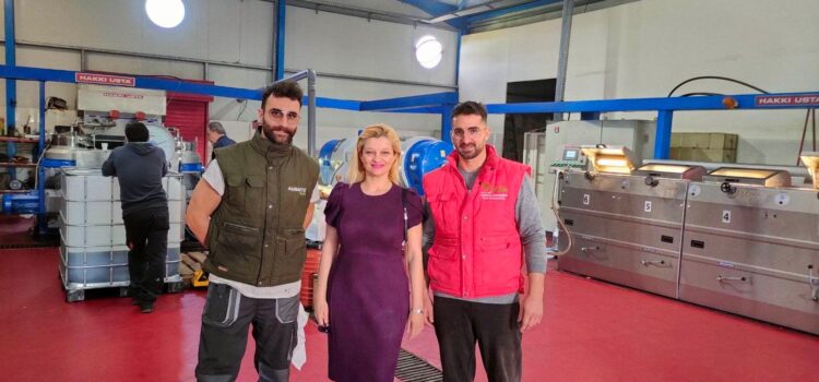 Στο ελαιοτριβείο της οικογένειας Ξανθού με αφορμή την Παγκόσμια Ημέρα Ελιάς