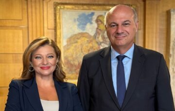 Συνάντηση Αυγερινοπούλου – Τσιάρα για την αντιμετώπιση του καταρροϊκού